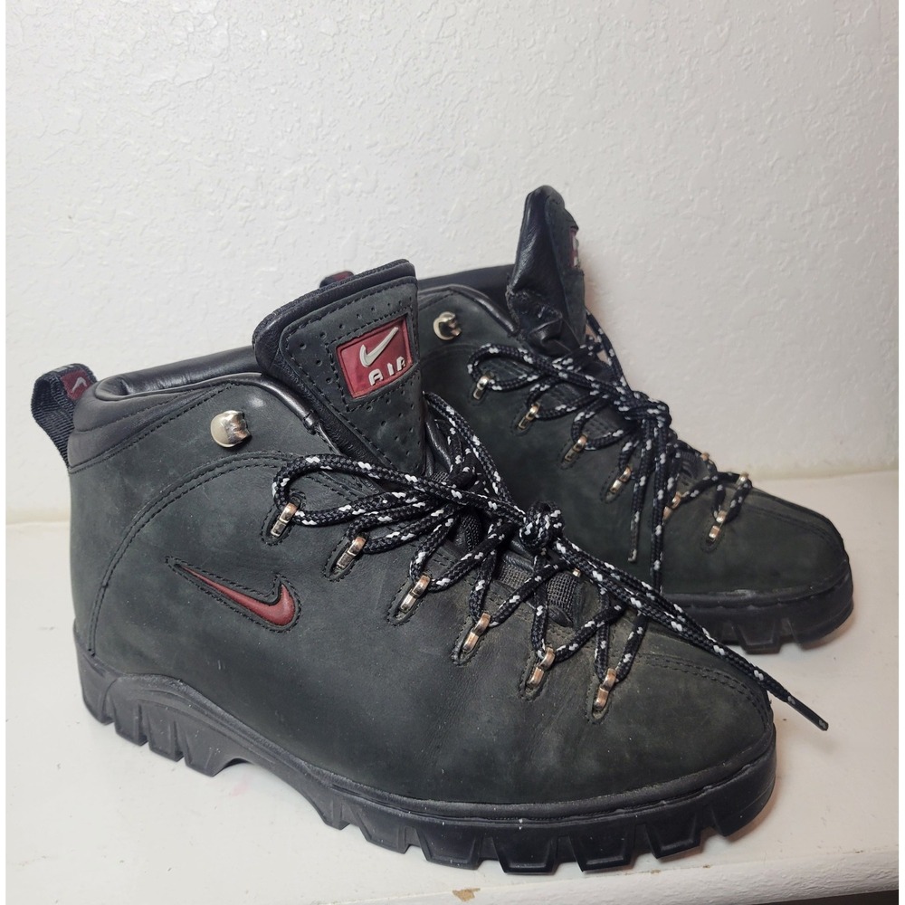 Vintage 90's Black Leather Nike Air ACG Hiking Boots, Women's Size 7.5 - Picture 2 of 10